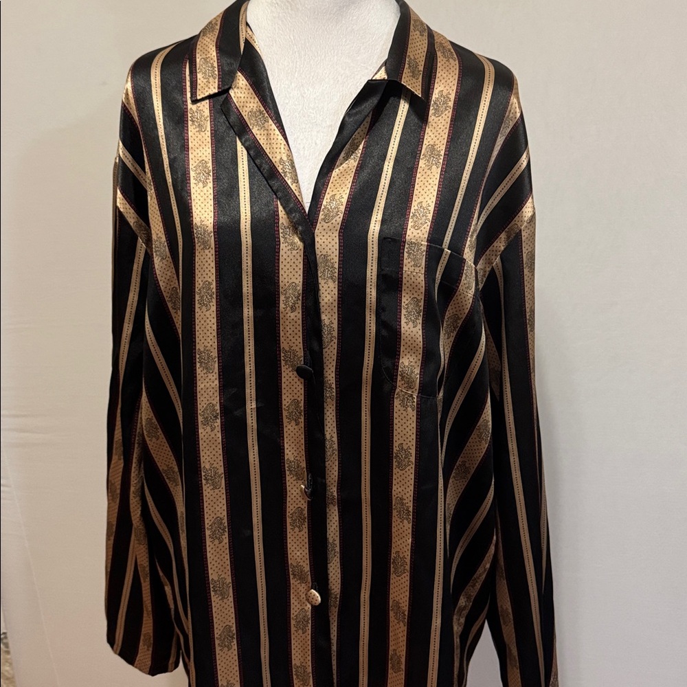 Victoria's Secret Satin-like Sleep Shirt Pajamas - Picture 7 of 11